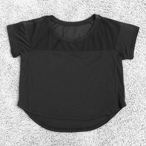 Without Walls cropped high-low black tee